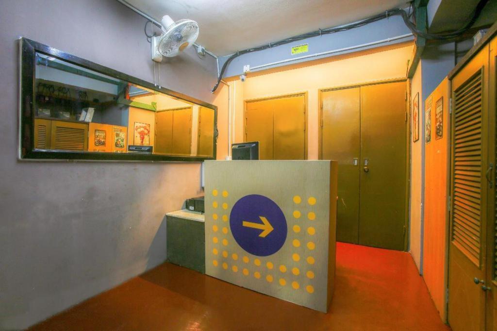 Spot On 89788 Musafir Transit Hotel Nilai Dış mekan fotoğraf