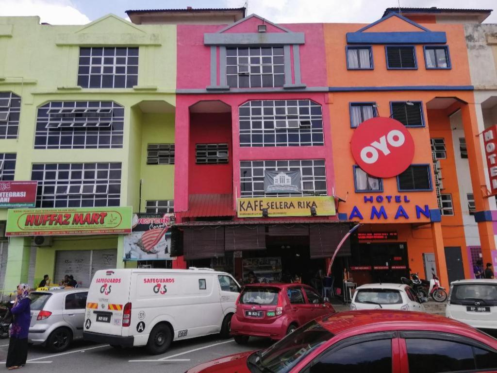 Spot On 89788 Musafir Transit Hotel Nilai Dış mekan fotoğraf